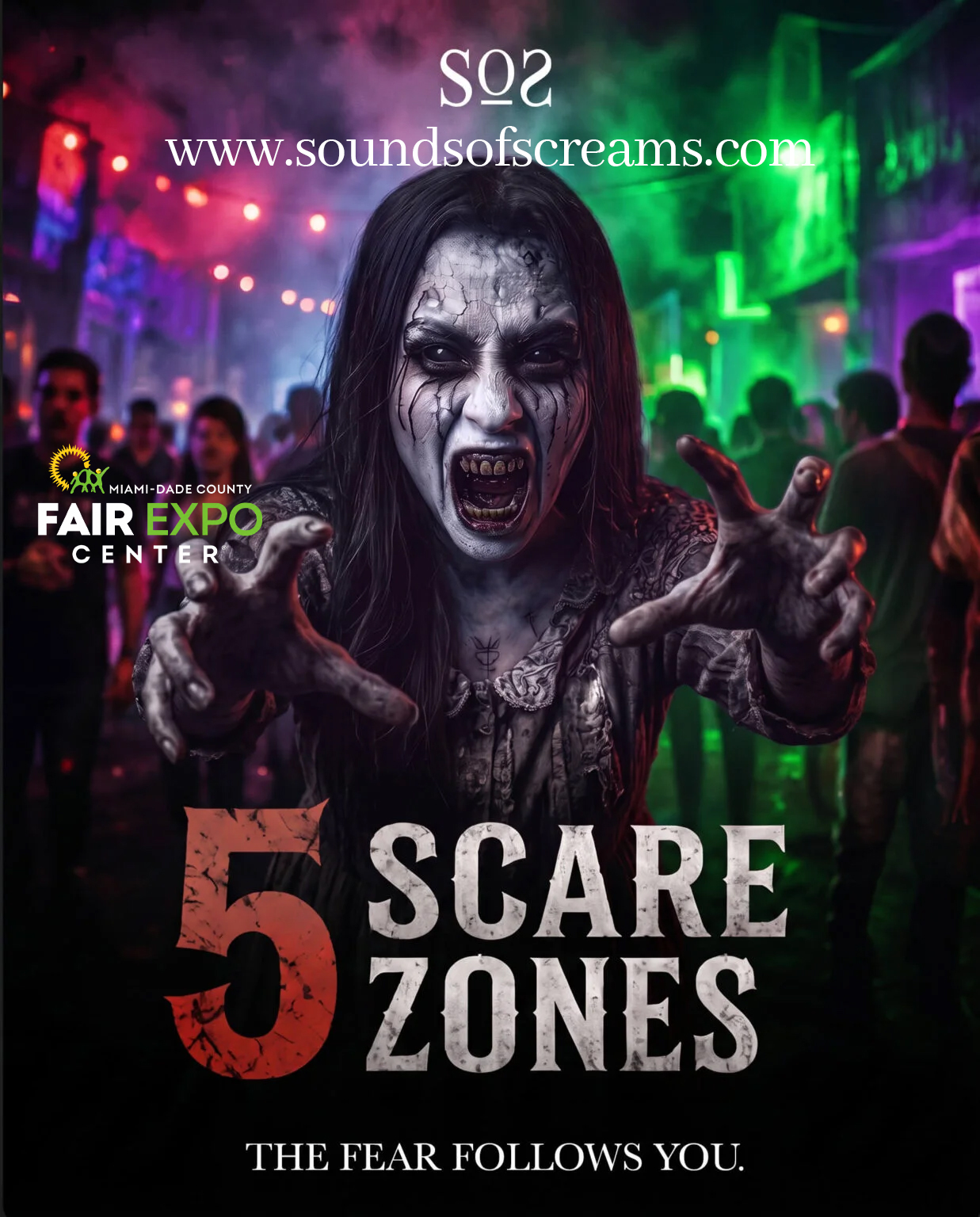 Screaming scare actor promoting 5 scare zones at Sounds of Screams